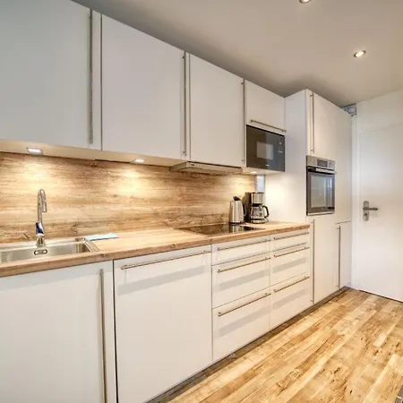 - Haus H, App 0h0301 Apartment *