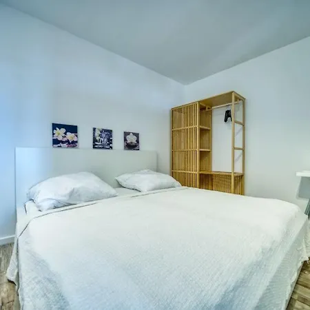 Apartament - Haus H, App 0h0301 *